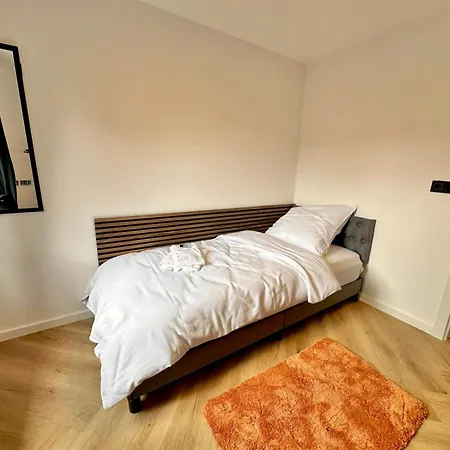 Infinity-flat * Würselen